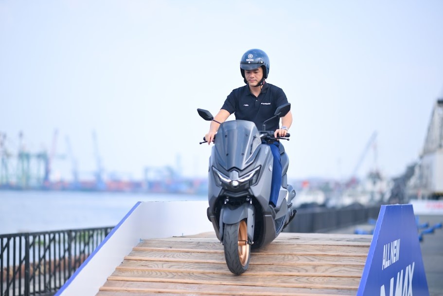 All New Yamaha NMAX ch&iacute;nh thức ra mắt, định h&igrave;nh chuẩn mực mới cho xe tay ga thể thao cao cấp ảnh 5