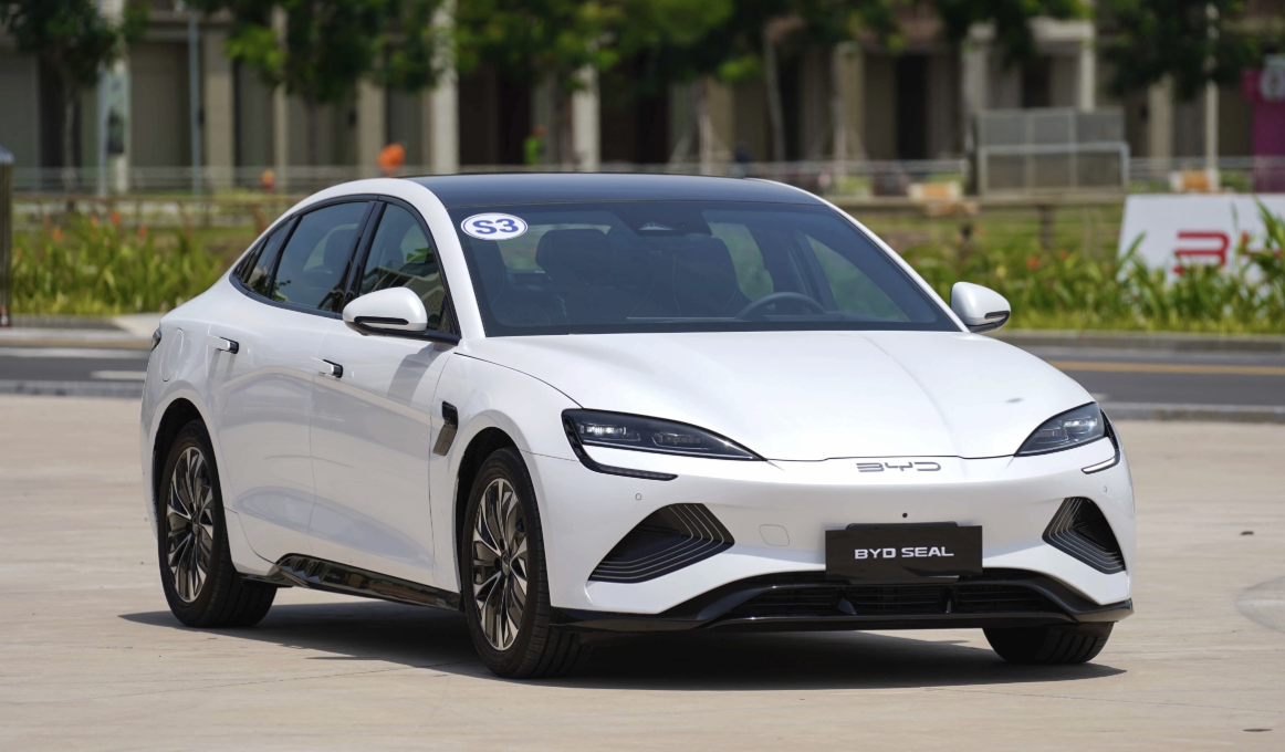 &lsquo;Đế chế tỷ đ&ocirc;&rsquo; Tesla sắp bị đối thủ Trung Quốc vượt mặt trong mảng xe điện