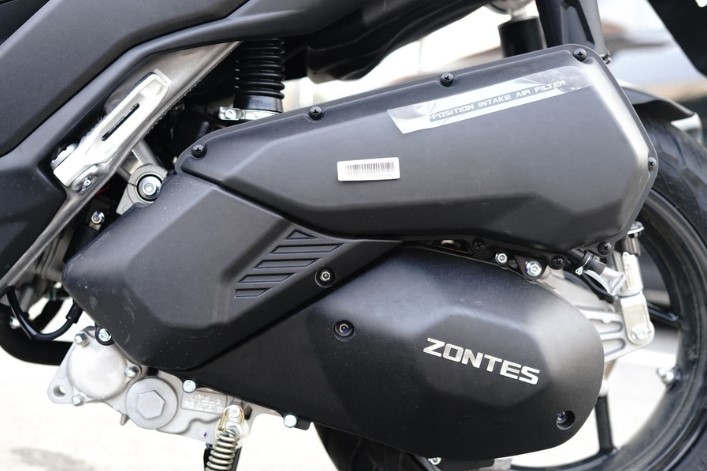 &lsquo;Kẻ hủy diệt Honda Air Blade&rsquo; chốt gi&aacute; b&aacute;n chỉ 44 triệu đồng, dễ h&uacute;t kh&aacute;ch với trang bị xịn như SH ảnh 3