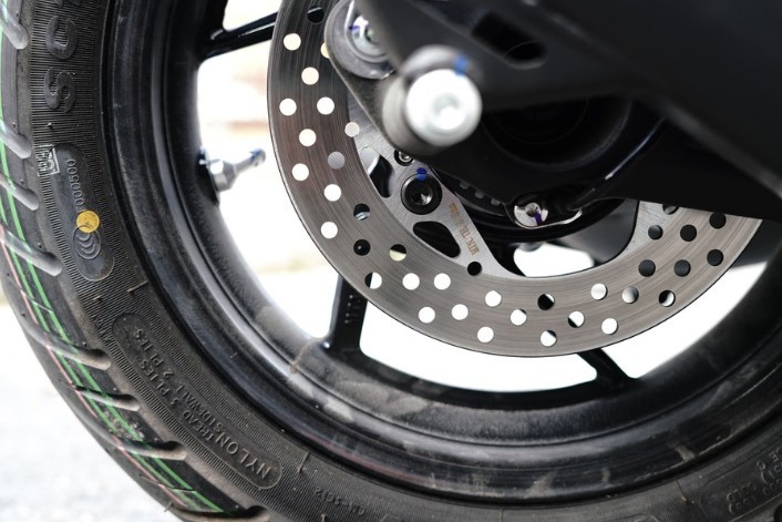 &lsquo;Kẻ hủy diệt Honda Air Blade&rsquo; chốt gi&aacute; b&aacute;n chỉ 44 triệu đồng, dễ h&uacute;t kh&aacute;ch với trang bị xịn như SH ảnh 5