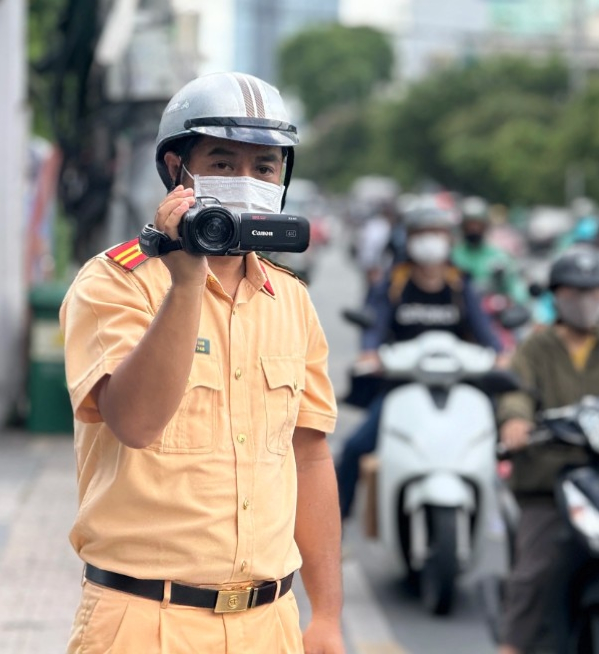 H&agrave; Nội: Danh s&aacute;ch chủ biển số xe vi phạm giao th&ocirc;ng trong 24h phải nộp phạt nguội theo Nghị định 168