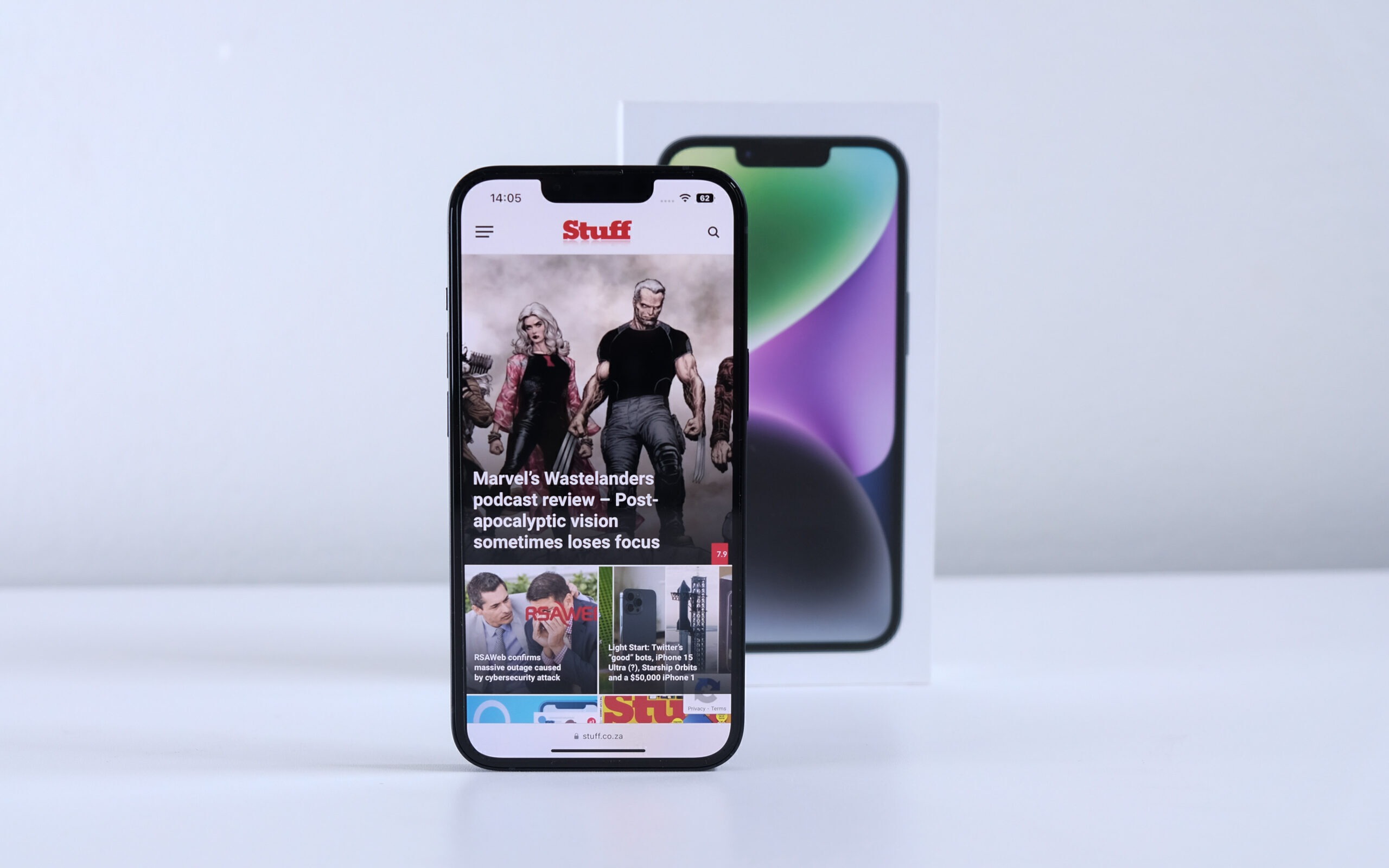 Mua iPhone chơi Tết: Đừng bỏ qua mẫu m&aacute;y n&agrave;y bộ nhớ 256GB, hiệu năng bao c&acirc;n, camera n&eacute;t. tiết kiệm hơn 15 triệu đồng