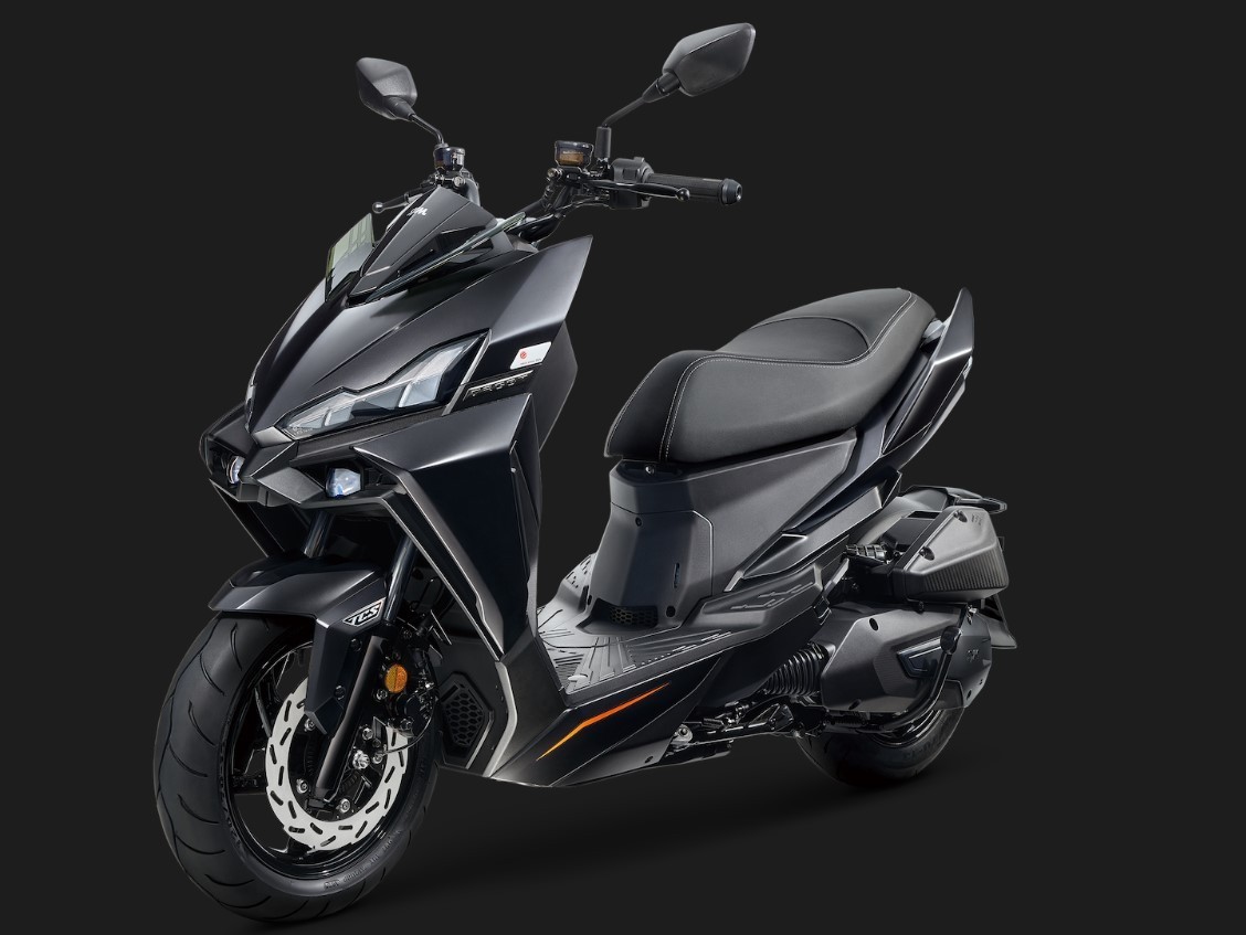 Tin xe hot 3/1: Đối thủ &lsquo;một 9 một 10&rsquo; với Honda SH ra mắt, trang bị &aacute;p đảo Air Blade, gi&aacute; cực rẻ ảnh 1