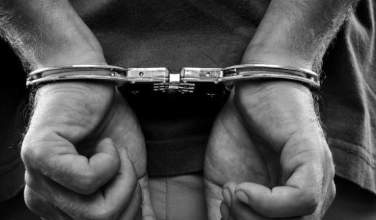 Truy tố nh&oacute;m người 3 nam 2 nữ li&ecirc;n quan đến c&aacute;i chết của một c&ocirc; g&aacute;i trẻ tại ph&ograve;ng trọ ở TP.HCM 