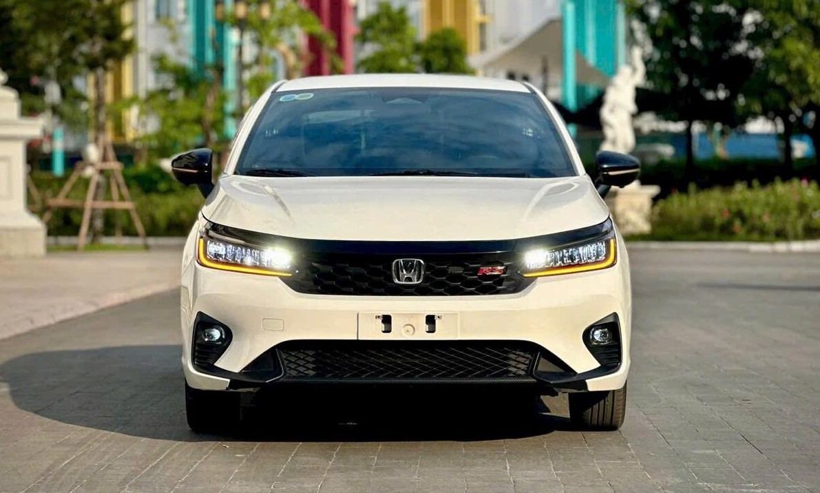 Tuy&ecirc;n chiến Hyundai Accent v&agrave; Toyota Vios, Honda City giảm gi&aacute; lăn b&aacute;nh c&ograve;n cực rẻ đầu th&aacute;ng 1/2026