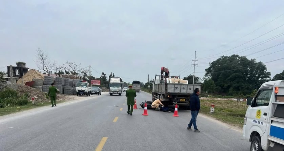 Hưng Y&ecirc;n: Hai vụ tai nạn giao th&ocirc;ng chết người v&igrave; dừng đỗ xe sai quy định, CSGT cảnh b&aacute;o nguy cơ mất an to&agrave;n 
