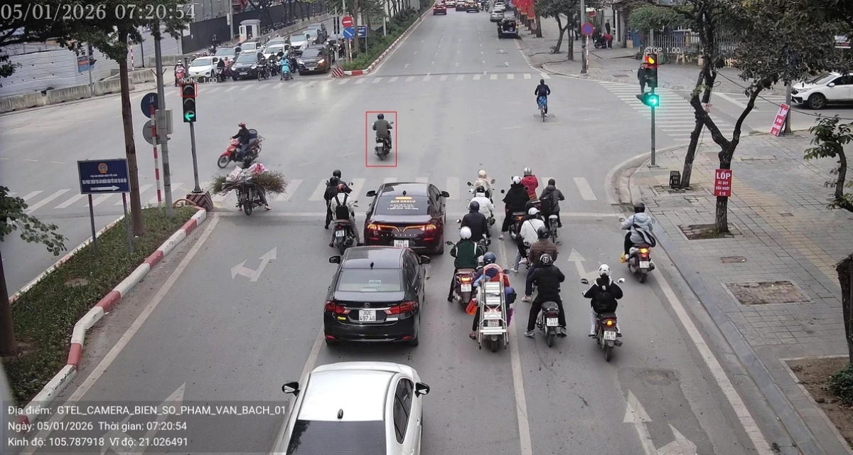 H&agrave; Nội d&ugrave;ng camera AI ghi nhận 17.196 vi phạm giao th&ocirc;ng, cảnh b&aacute;o nhiều &lsquo;điểm n&oacute;ng&rsquo; &ugrave;n tắc