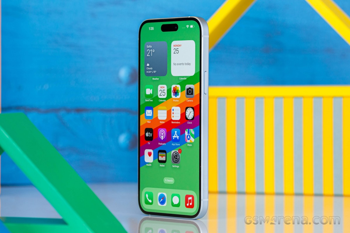 Đ&acirc;y l&agrave; iPhone c&oacute; m&agrave;n dynamic, pin tr&acirc;u rẻ nhất Việt Nam, mượt  kh&ocirc;ng thua g&igrave; iPhone 17 Pro Max