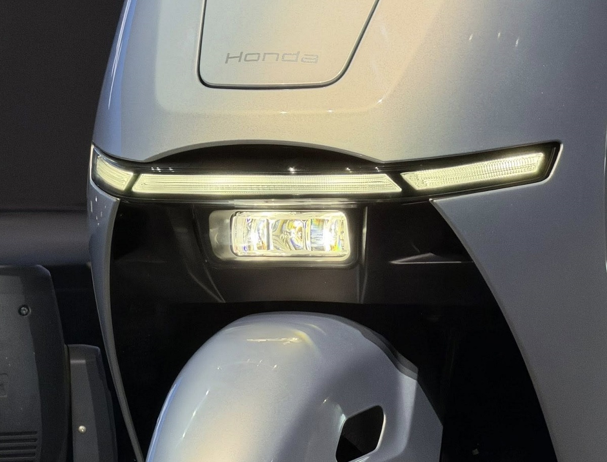 Honda ch&iacute;nh thức ra mắt mẫu xe &lsquo;&aacute;t chủ b&agrave;i&rsquo; mới tinh: Chất hơn cả SH v&agrave; Air Blade, gi&aacute; 95 triệu đồng