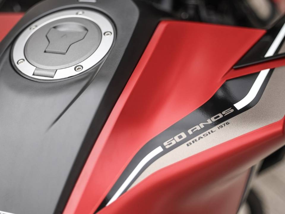 Honda ra mắt mẫu xe c&ocirc;n tay &lsquo;&aacute;t chủ b&agrave;i&rsquo; mới đẹp hơn Winner R, c&oacute; ABS như Yamaha Exciter, gi&aacute; 'mềm' ảnh 4