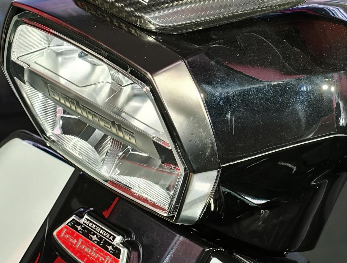 Đại chiến Honda SH, &lsquo;huyền thoại xe ga&rsquo; mới &lsquo;Made in Italy&rsquo; ra mắt, c&oacute; m&agrave;n TFT cực khủng, gi&aacute; dễ mua