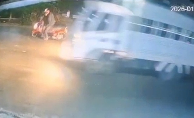 Manh mối về chiếc xe tập l&aacute;i trong vụ cụ &ocirc;ng 71 tuổi chết bất thường ở L&acirc;m Đồng