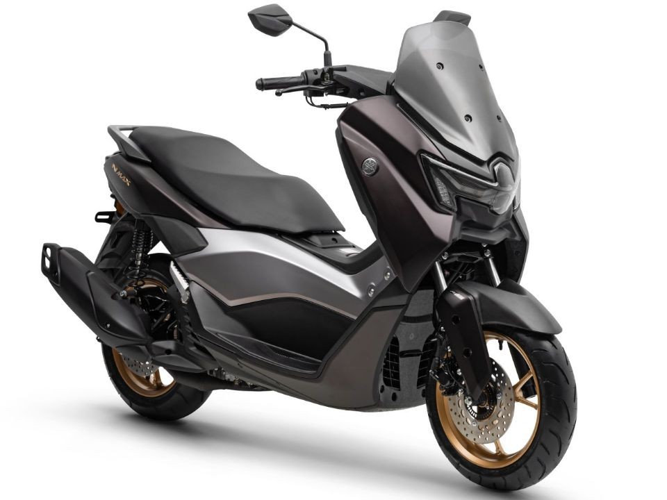 Yamaha ch&iacute;nh thức ra mắt &lsquo;vua xe ga&rsquo; mới với gi&aacute; b&aacute;n hấp dẫn, trang bị 'một 9 một 10' với Honda SH ảnh 6
