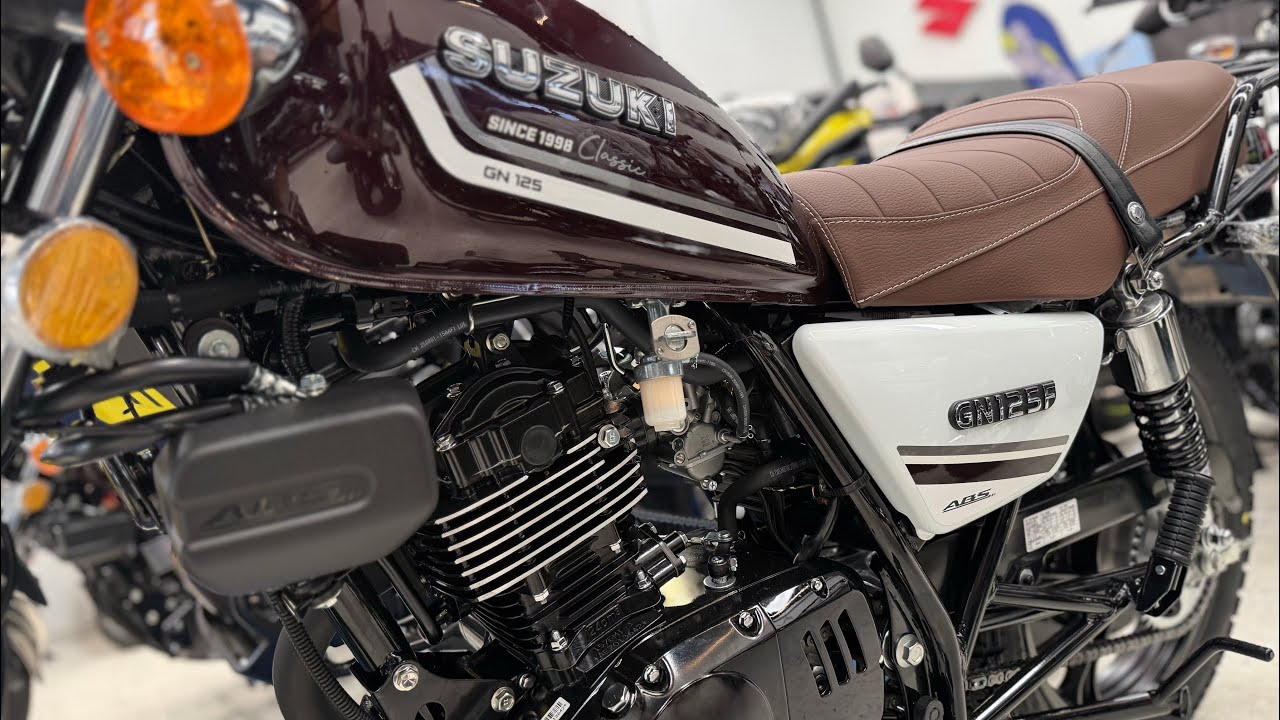 Suzuki ch&iacute;nh thức mở b&aacute;n &lsquo;huyền thoại c&ocirc;n tay&rsquo; 125cc mới gi&aacute; 40 triệu đồng: Hạ đo v&aacute;n Honda Winner R