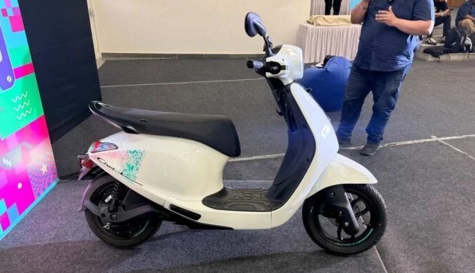 Qu&ecirc;n Honda Vision đi, mẫu xe &lsquo;quốc d&acirc;n&rsquo; mới ch&iacute;nh thức ra mắt gi&aacute; 23 triệu đồng, rẻ như Wave Alpha ảnh 1