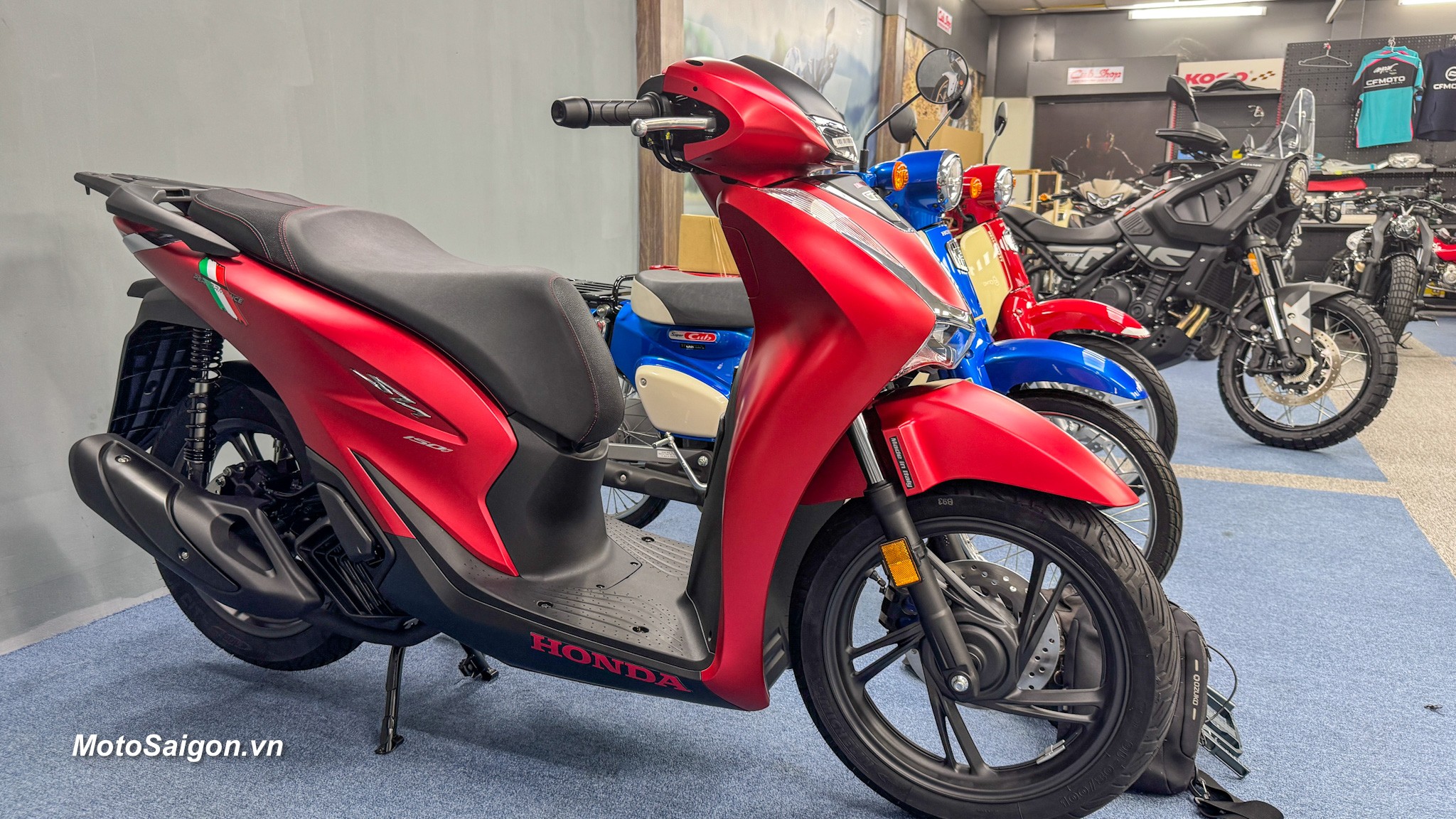 Honda SH 150i phi&ecirc;n bản mới &lsquo;đẹp chưa từng c&oacute;&rsquo; bất ngờ về đại l&yacute; Việt, &lsquo;g&acirc;y sốt&rsquo; với mức gi&aacute; hấp dẫn ảnh 1