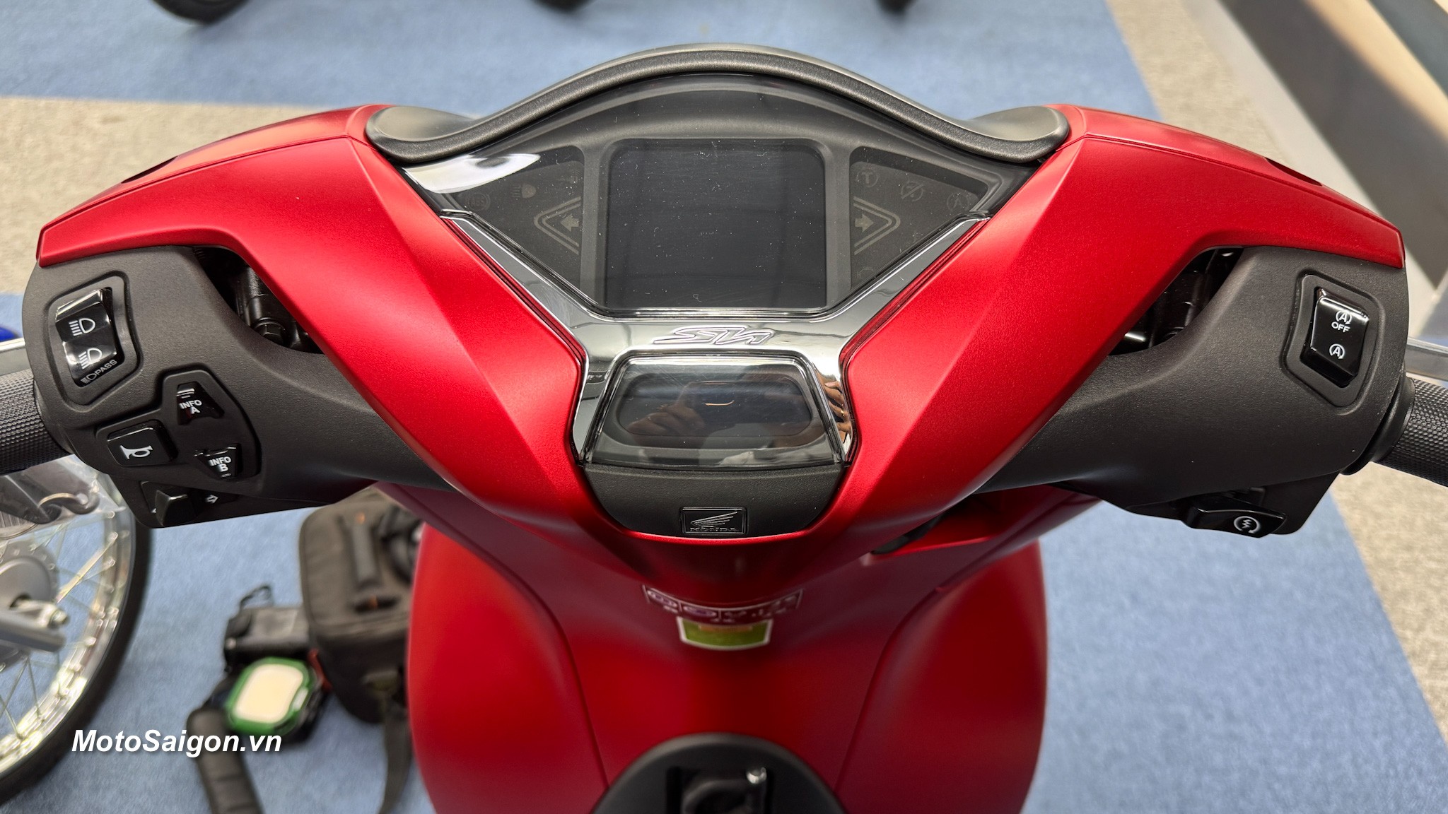 Honda SH 150i phi&ecirc;n bản mới &lsquo;đẹp chưa từng c&oacute;&rsquo; bất ngờ về đại l&yacute; Việt, &lsquo;g&acirc;y sốt&rsquo; với mức gi&aacute; hấp dẫn ảnh 8