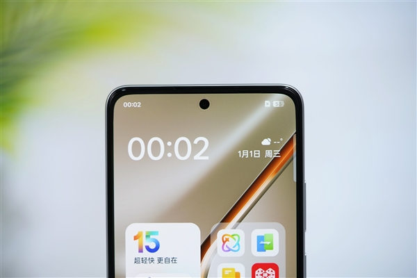 Đ&acirc;y l&agrave; smartphone pin tr&acirc;u 7000 mAh rẻ nhất Việt Nam, mạnh đến mức Galaxy S25 Ultra cũng l&eacute;p vế