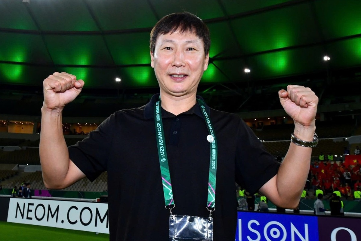 U23 Việt Nam v&agrave;o B&aacute;n kết U23 ch&acirc;u &Aacute;, HLV Kim Sang Sik thừa nhận đang nhớ một thứ