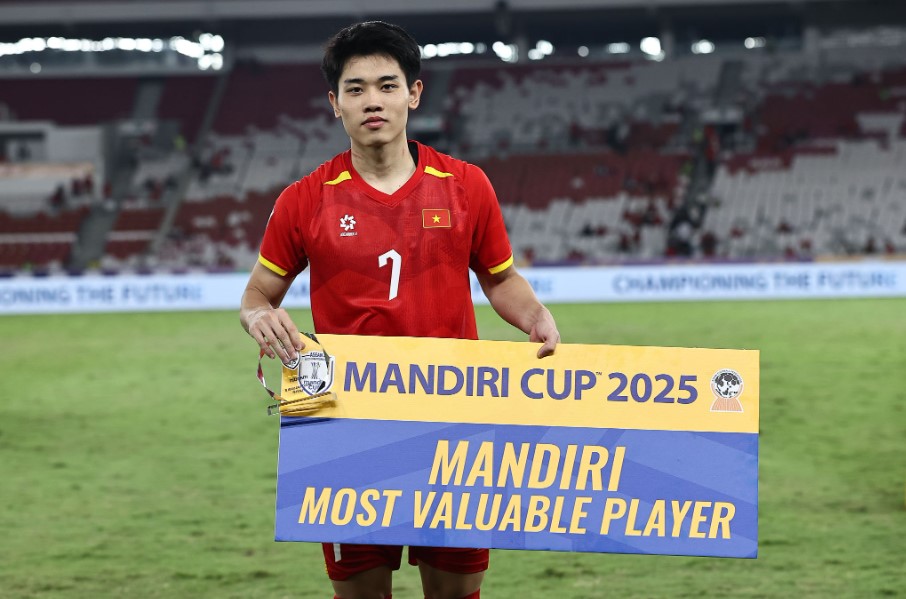 Đ&igrave;nh Bắc nhận tin vui đặc biệt sau trận thắng U23 UAE, h&eacute; lộ đối thủ đua Vua ph&aacute; lưới VCK U23 ch&acirc;u &Aacute; 2026