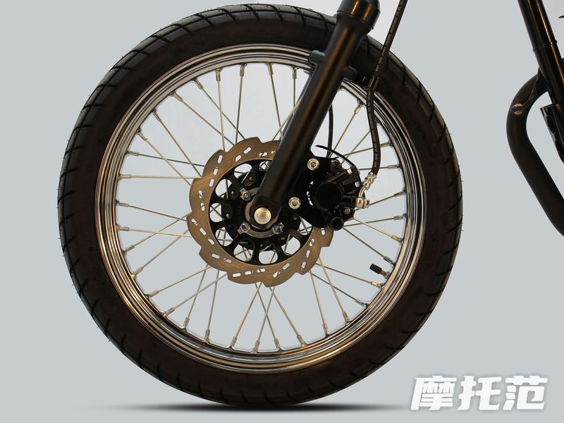 Tin xe trưa 19/1: &lsquo;Vua c&ocirc;n tay&rsquo; gi&aacute; rẻ mới về đại l&yacute;, khắc chế cứng Honda Winner R v&agrave; Yamaha Exciter ảnh 3