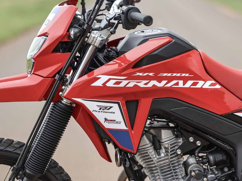 Honda ra mắt &lsquo;vua c&ocirc;n tay&rsquo; 293cc mới &lsquo;chất&rsquo; hơn Winner R, trang bị đ&egrave; bẹp Yamaha Exciter, gi&aacute; cực rẻ ảnh 2