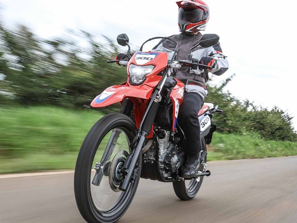 Honda ra mắt &lsquo;vua c&ocirc;n tay&rsquo; 293cc mới &lsquo;chất&rsquo; hơn Winner R, trang bị đ&egrave; bẹp Yamaha Exciter, gi&aacute; cực rẻ ảnh 8