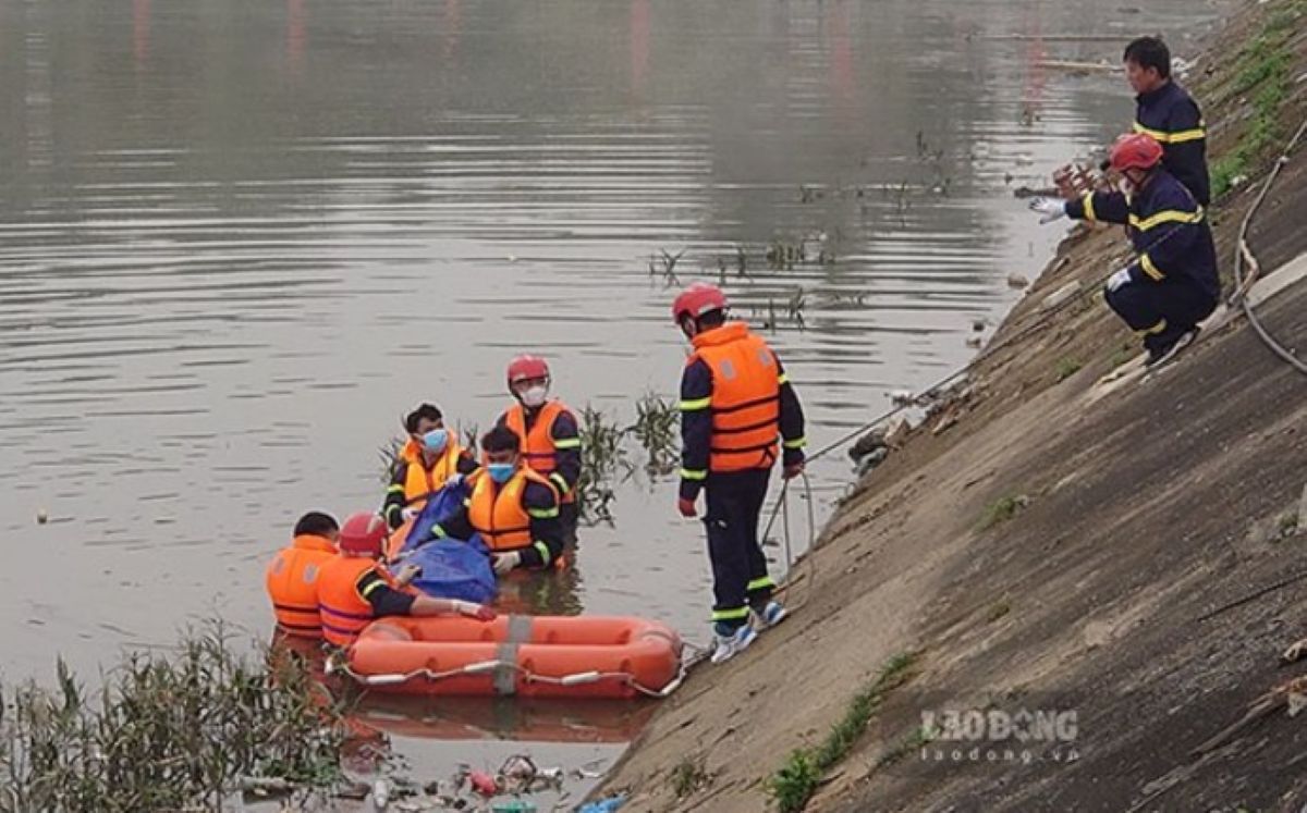 Đ&atilde; x&aacute;c định nguy&ecirc;n nh&acirc;n v&agrave; danh t&iacute;nh thi thể đang ph&acirc;n hủy tr&ocirc;i tr&ecirc;n s&ocirc;ng Nậm Rốm, Điện Bi&ecirc;n