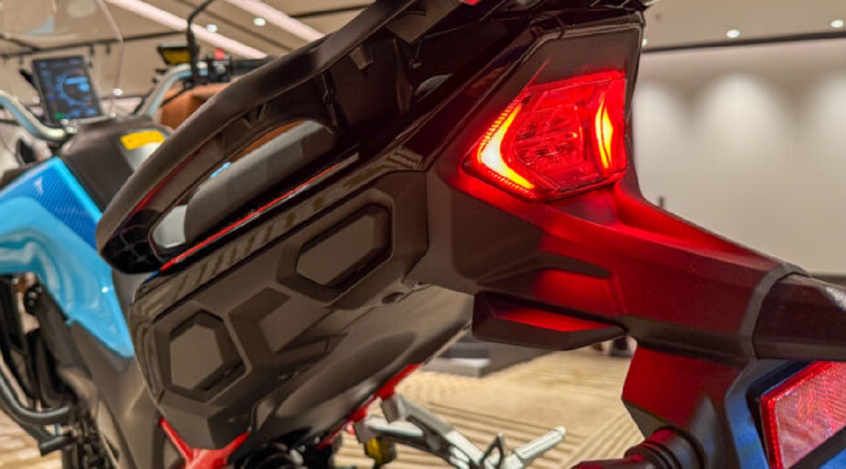 &lsquo;Vua c&ocirc;n tay&rsquo; mới ch&iacute;nh thức ra mắt chất hơn Honda Winner R: C&oacute; m&agrave;n TFT 7 inch si&ecirc;u n&eacute;t, gi&aacute; hấp dẫn