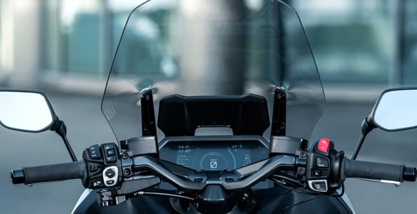 Yamaha ch&iacute;nh thức tr&igrave;nh l&agrave;ng &lsquo;vua xe ga&rsquo; mới &lsquo;tr&ecirc;n cơ&rsquo; cả Honda SH, gi&aacute; b&aacute;n qu&aacute; rẻ so với trang bị ảnh 5