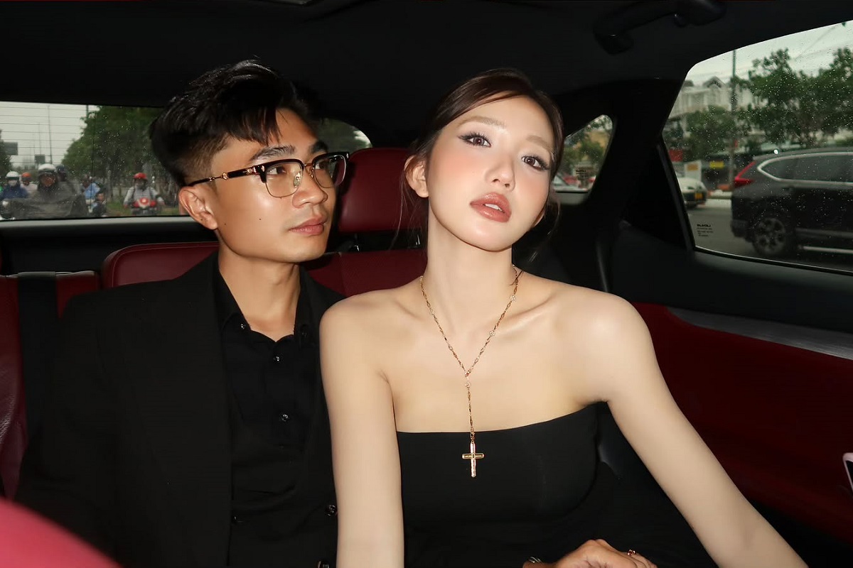 Bị t&oacute;m d&iacute;nh tr&ecirc;n s&acirc;n pickleball với g&aacute;i lạ, Duy Nhỏ x&aacute;c nhận t&igrave;nh trạng h&ocirc;n nh&acirc;n với Huyền 2k4