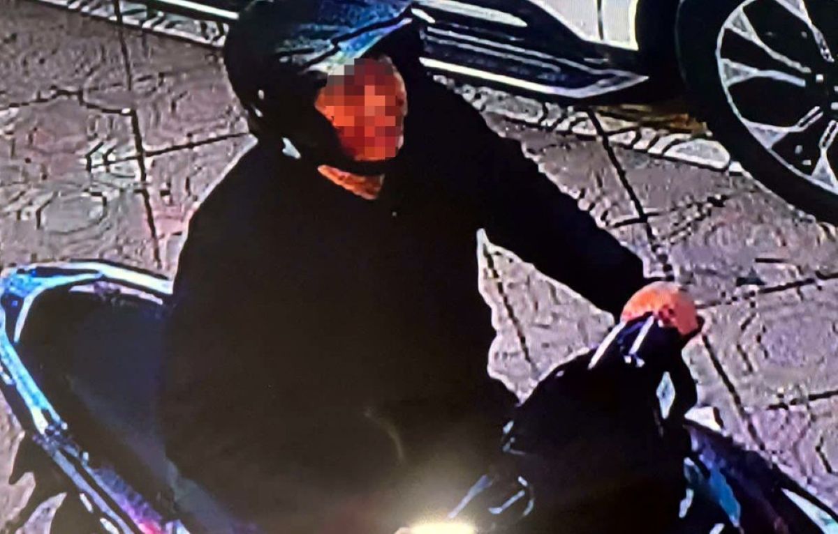 Lợi dụng l&ograve;ng thương, kẻ lừa đảo d&ugrave;ng c&ocirc;ng nghệ AI \'b&ograve;n tiền\' cụ b&agrave; 80 tuổi ở H&agrave; Nội g&acirc;y phẫn nộ