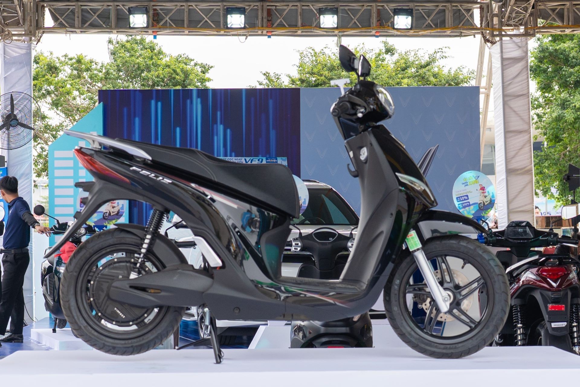 VinFast Feliz 2025: Xe điện to&agrave;n diện, đa dụng, 2 pin &lsquo;c&agrave;y ngon&rsquo; hơn 260 km ảnh 1