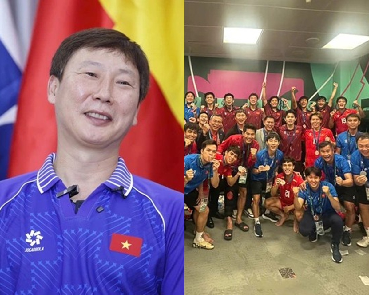 Chiến thắng \'nghẹt thở\' của U23 v&agrave; thẻ đỏ của Đ&igrave;nh Bắc: HLV Kim Sang-sik n&oacute;i điều khiến CĐV x&uacute;c động