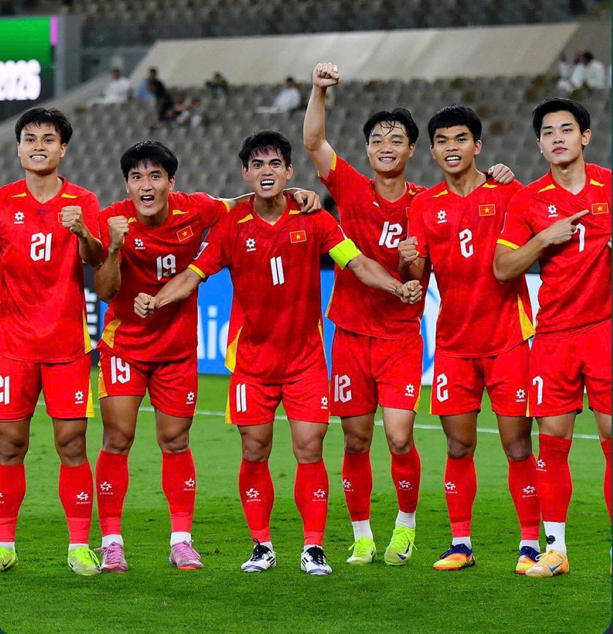 U23 Việt Nam đ&aacute;nh bại U23 H&agrave;n Quốc: H&eacute; lộ mức thưởng khổng lồ k&egrave;m đặc quyền cho 5 ng&ocirc;i sao