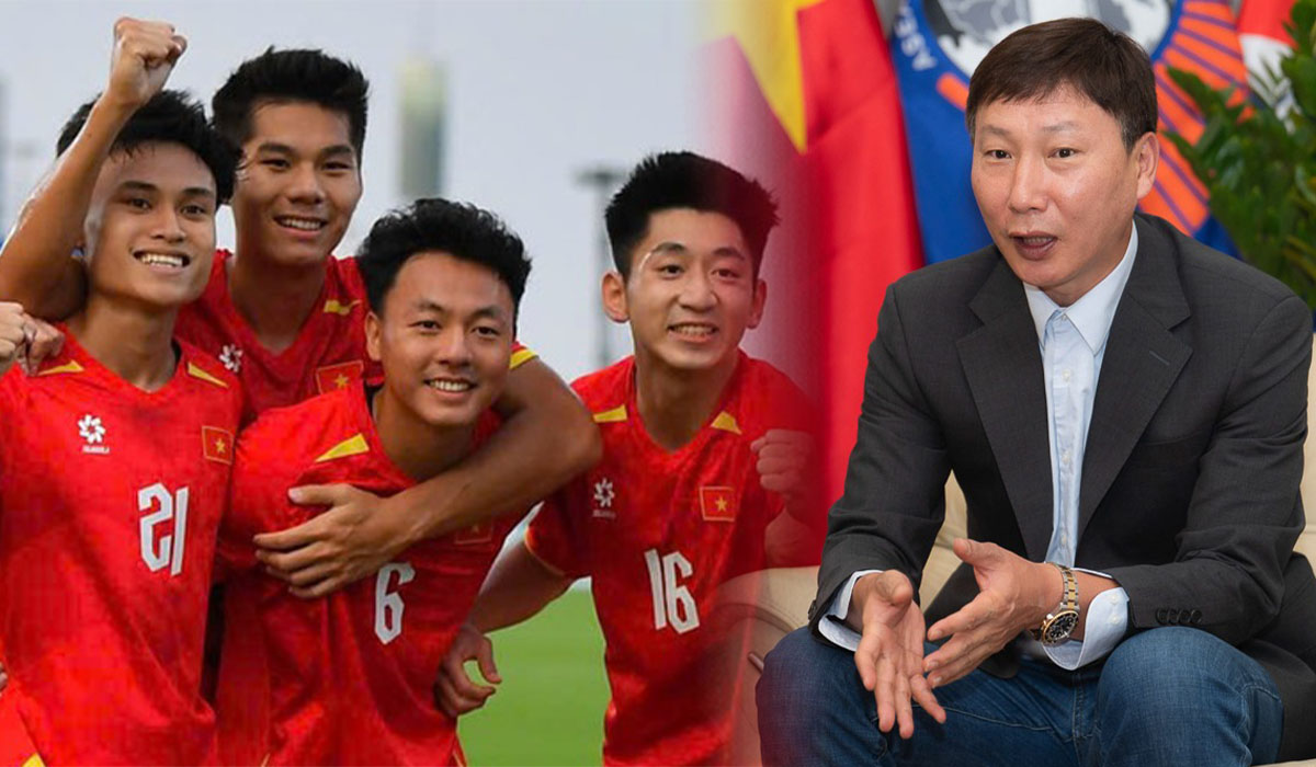 HLV Kim Sang-sik trải l&ograve;ng về U23 Việt Nam, tiết lộ khoảnh khắc khiến bản th&acirc;n \'to&aacute;t mồ h&ocirc;i\'