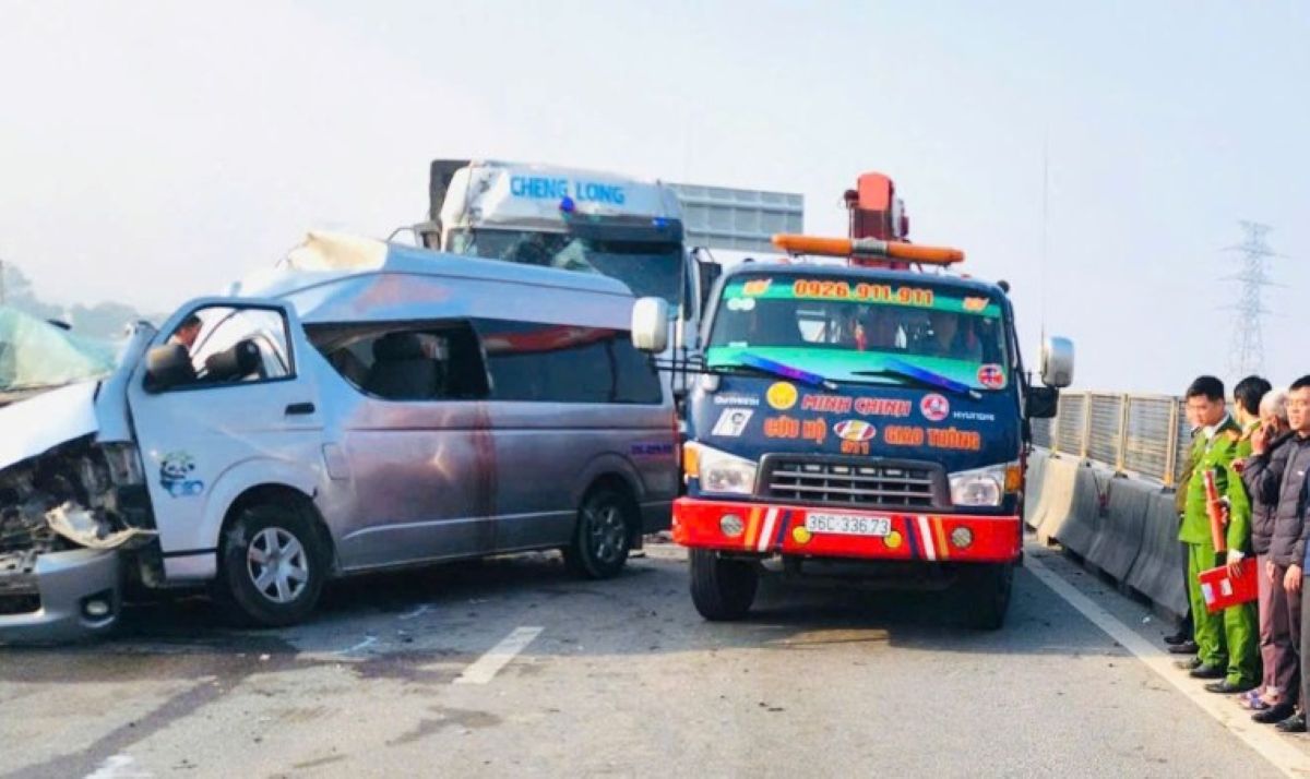 Vụ tai nạn thảm khốc tr&ecirc;n cao tốc Bắc &ndash; Nam: Ch&iacute;nh thức bắt tạm giam t&agrave;i xế l&agrave;m 4 người chết