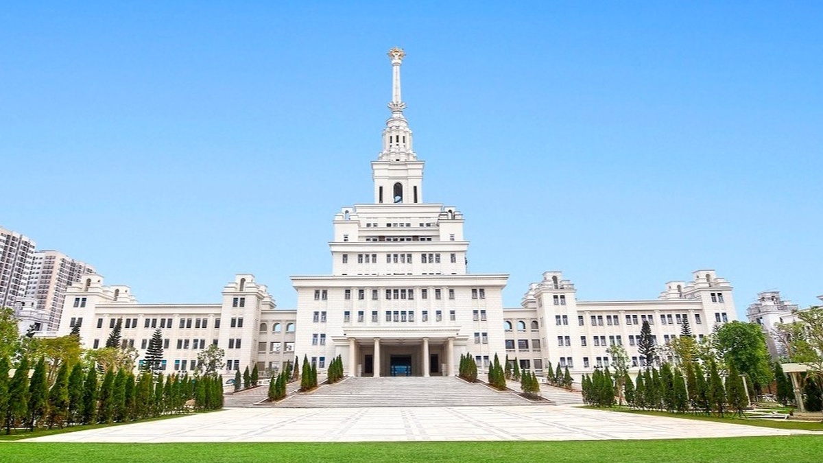 Vingroup đ&agrave;o tạo 20.000 nh&acirc;n t&agrave;i AI thực chiến, phụ cấp 8 triệu đồng/th&aacute;ng