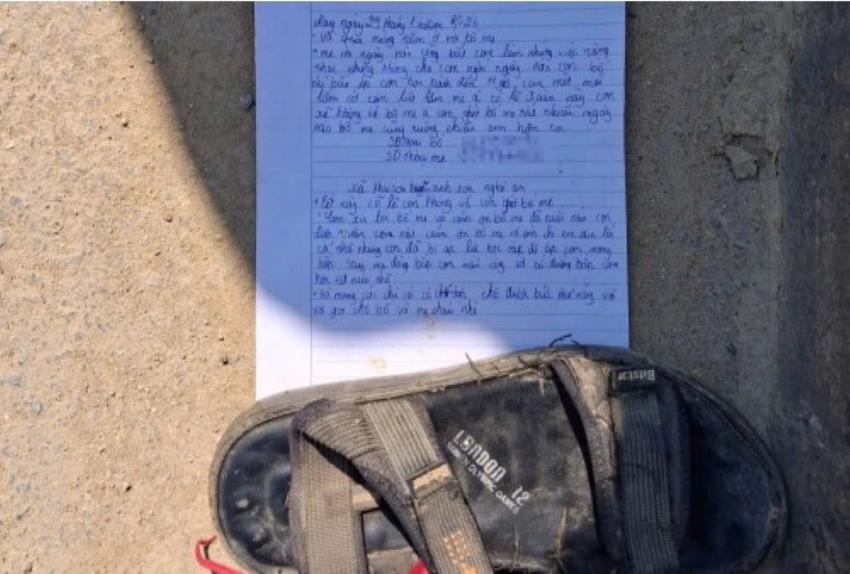 Lộ ch&acirc;n tướng vụ bức thư tuyệt mệnh của học sinh 15 tuổi c&ugrave;ng đ&ocirc;i d&eacute;p v&agrave; chiếc khăn đỏ ở Nghệ An