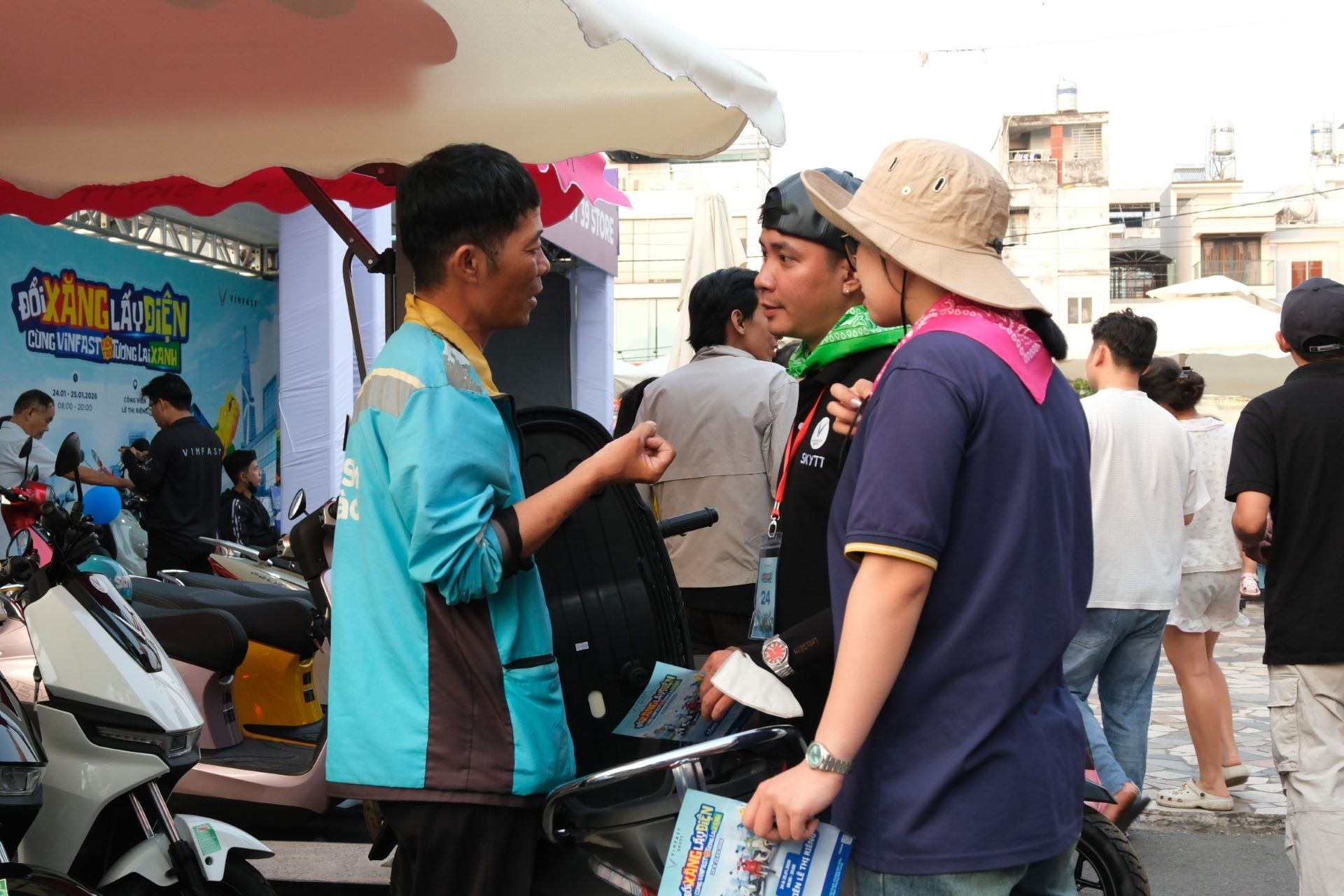 Giải b&agrave;i to&aacute;n chi ph&iacute; vận h&agrave;nh, VinFast Evo khiến giới t&agrave;i xế &lsquo;đứng ngồi kh&ocirc;ng y&ecirc;n&rsquo; ảnh 1