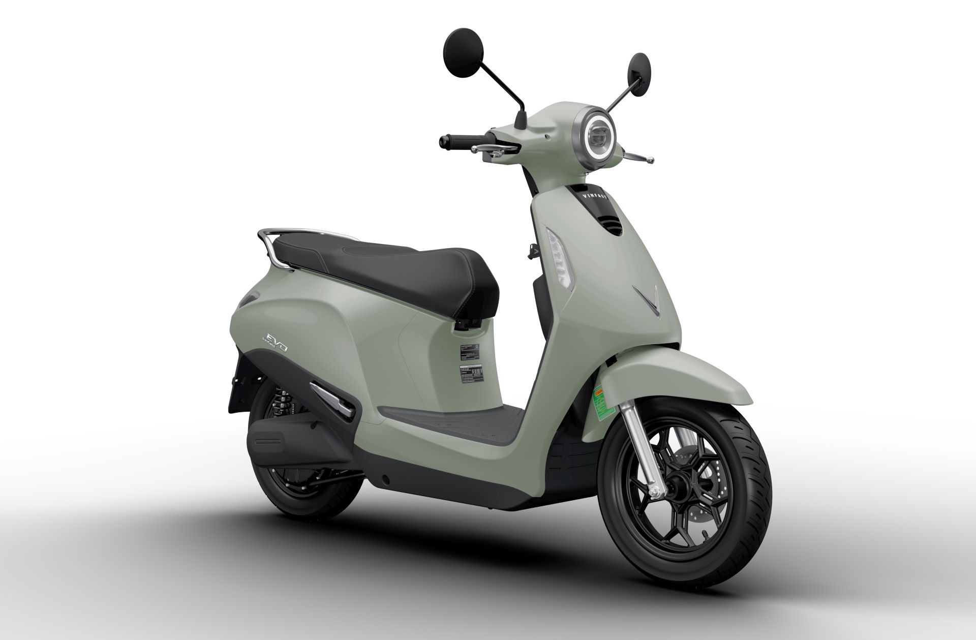 Giải b&agrave;i to&aacute;n chi ph&iacute; vận h&agrave;nh, VinFast Evo khiến giới t&agrave;i xế &lsquo;đứng ngồi kh&ocirc;ng y&ecirc;n&rsquo; ảnh 2