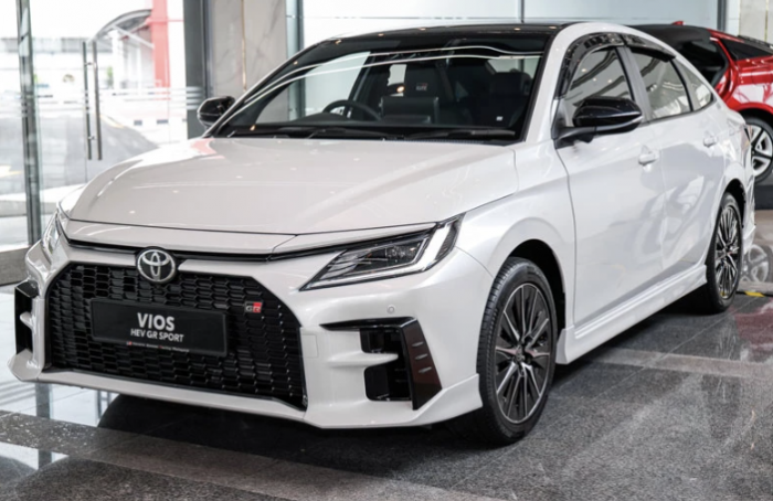 Điểm tin &ocirc; t&ocirc; 30/1: Toyota Vios Hybrid 2026 ra mắt, gi&aacute; xe Hyundai mới nhất cuối th&aacute;ng 1/2026