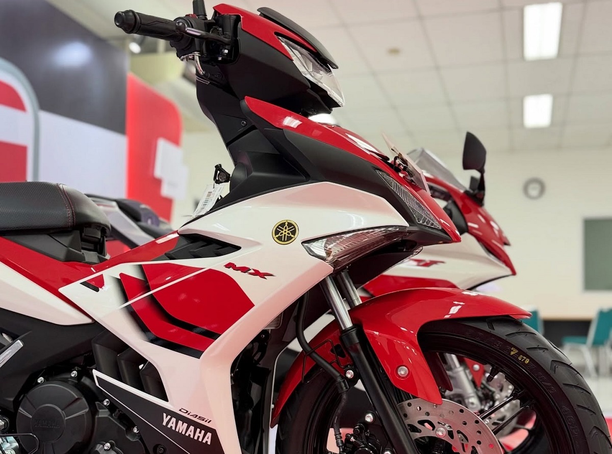 Tin xe cuối tuần: Yamaha Exciter 150 2026 ch&iacute;nh thức ra mắt gi&aacute; 45 triệu đồng, đả bại Honda Winner R