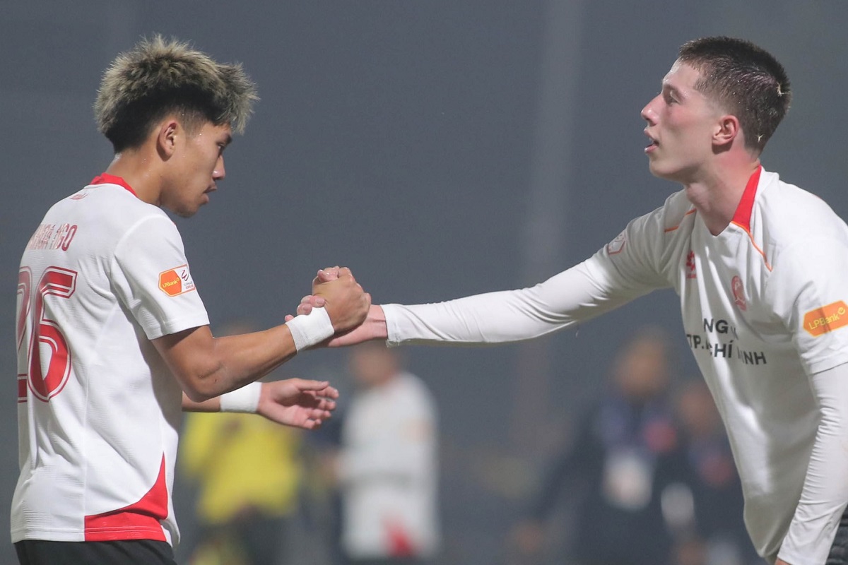 D&agrave;n sao Việt kiều \'c&agrave;n qu&eacute;t\' V.League, HLV Kim Sang Sik mở ra hướng đi mới cho ĐT Việt Nam