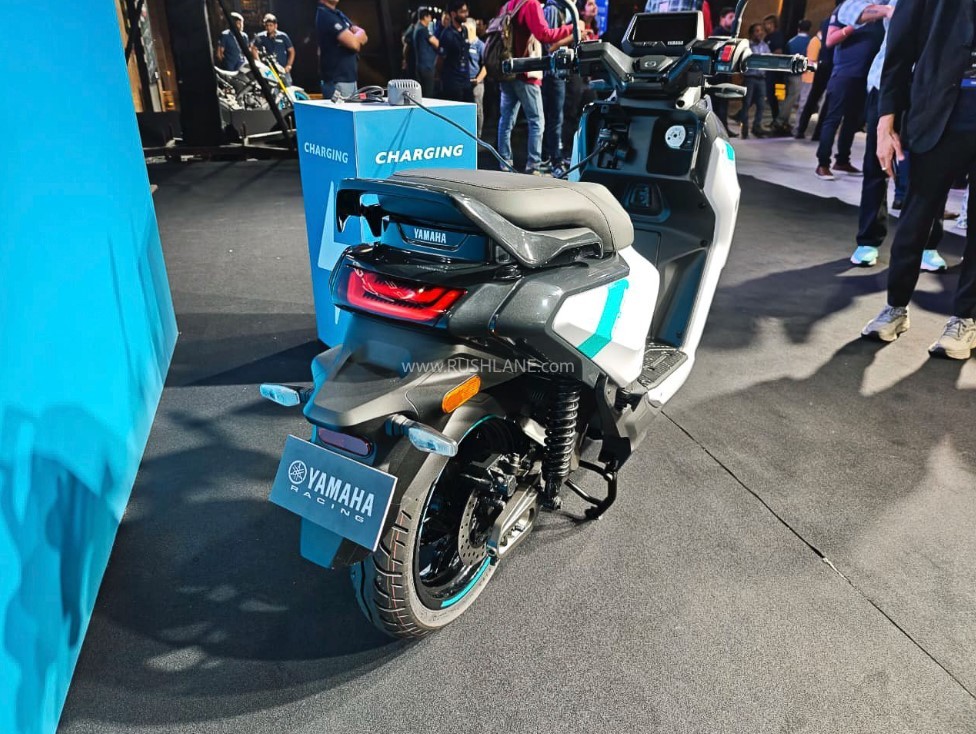 Yamaha ch&iacute;nh thức ra mắt xe ga '&aacute;t chủ b&agrave;i' mới gi&aacute; 41 triệu đồng, trang bị 'ăn đứt' Honda Vision ảnh 4