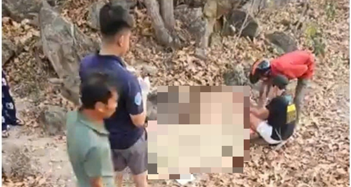 Hiện trường ph&aacute;t hiện thi thể người đ&agrave;n &ocirc;ng trong tư thế bất thường, mẩu giấy viết tay h&eacute; lộ l&yacute; do ra đi