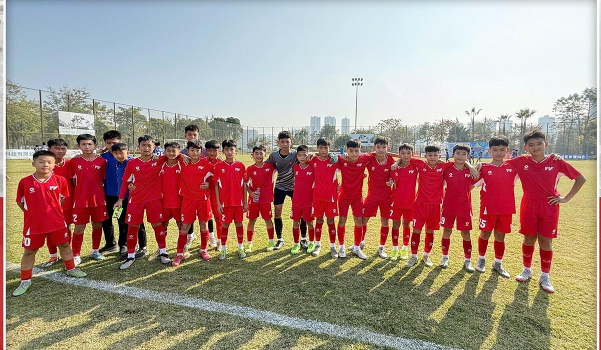 Đ&agrave;n em Thanh Nh&agrave;n, Hiểu Minh tỏa s&aacute;ng, đội b&oacute;ng Việt Nam thắng hủy diệt 11-0 trước CLB Trung Quốc