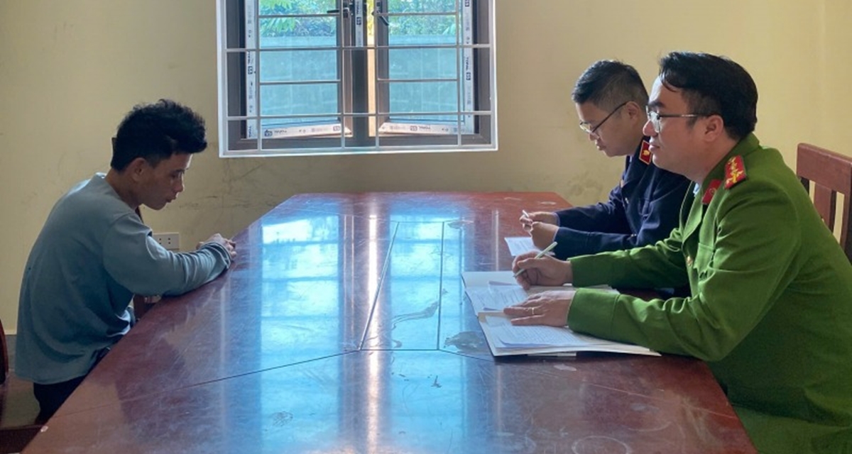 Qu&aacute; khứ bất hảo của g&atilde; đ&agrave;n &ocirc;ng khống chế người phụ nữ đưa v&agrave;o c&aacute;nh đồng định dở tr&ograve; ở Nghệ An