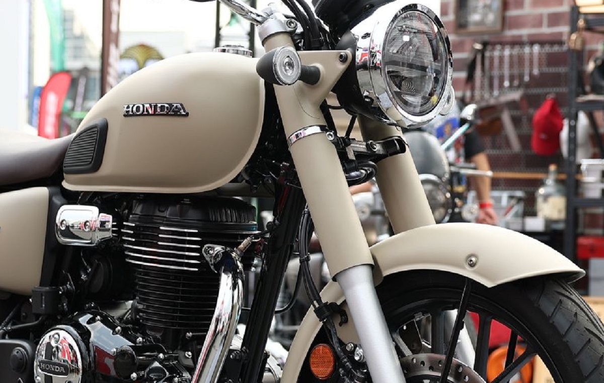 Honda ch&iacute;nh thức ra mắt &lsquo;huyền thoại c&ocirc;n tay&rsquo; mới gi&aacute; cực rẻ: Đẳng cấp vượt trội Winner R v&agrave; Exciter