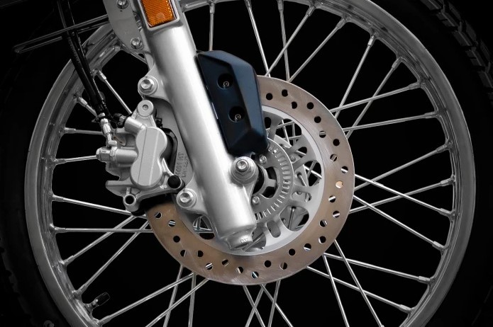 Suzuki ra mắt &lsquo;vua c&ocirc;n tay&rsquo; 150cc mới gi&aacute; 60 triệu đồng, c&oacute; ABS như Yamaha Exciter v&agrave; Honda Winner R ảnh 4